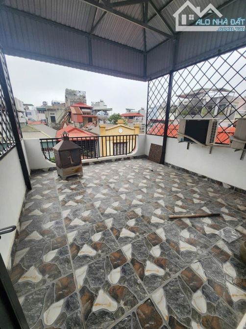TRUNG TÂM QUẬN HAI BÀ TRƯNG- Ô TÔ TRÁNH, VÀO NHÀ - THANG MÁY, NÔI THẤT NHẬP KHẨu- NHà ĐẸP - 9