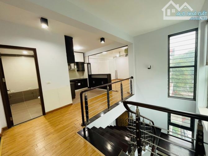 Lô góc Văn Quán- Hà Đông 134 m2 4 tầng Mt 6.55 giá 41 Tỷ - 9