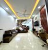 - Bán nhà đường Trần Cung, sát phố, nội thất xịn sò, 30m2, 7.4 tỷ.