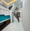 - Bán nhà đường Trần Cung, sát phố, nội thất xịn sò, 32m2, 7.7 tỷ.