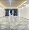 - Bán nhà đường Trần Cung, sát phố, nội thất xịn sò, 42m2, 9.85 tỷ.