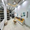 - Bán nhà đường Trần Cung, lô góc, sát phố, nội thất xịn sò, 37m2, 7.7 tỷ.