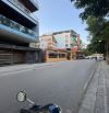 Chính chủ nhà MP Trúc Bạch view Hồ Tây – view Công viên DT: 110m2 - Kinh doanh Đỉnh