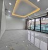 - Bán nhà đường Trần Cung, sát phố, nội thất xịn sò, 30m2, 9.2 tỷ.