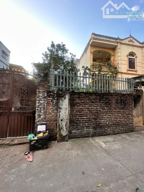 Thôn Vàng - Cổ Bi - Gia Lâm - 64m - 5,7tỷ - oto vào nhà