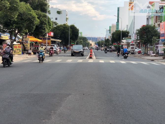 Bán nhà RẺ MT hẻm xe hơi tới nhà Tây Thạnh 100m2 tặng 7 phòng ngay KCN Tân Bình 8.6 tỷ.