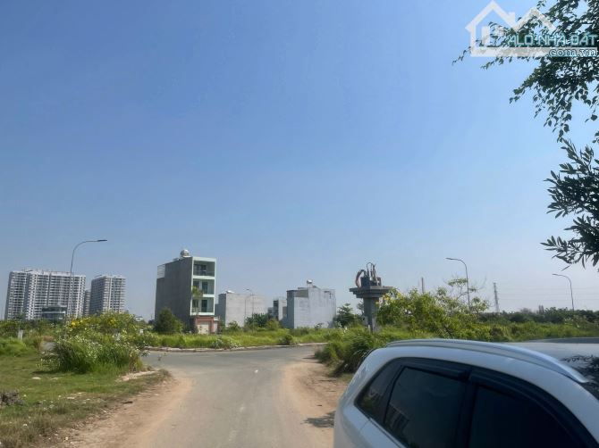 lô đất dự án Centana trường lưu DT 80m giá tốt
