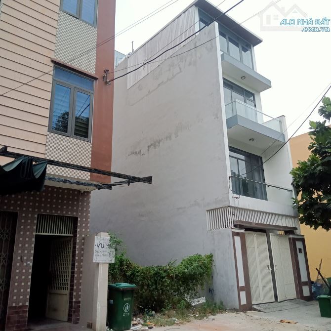 CHÍNH CHỦ BÁN ĐẤT AN CƯ 7.KHU BIỂN PHẠM VĂN ĐỒNG. SÁT LÊ THƯỚC. SƠN TRÀ TP ĐÀ NẴNG