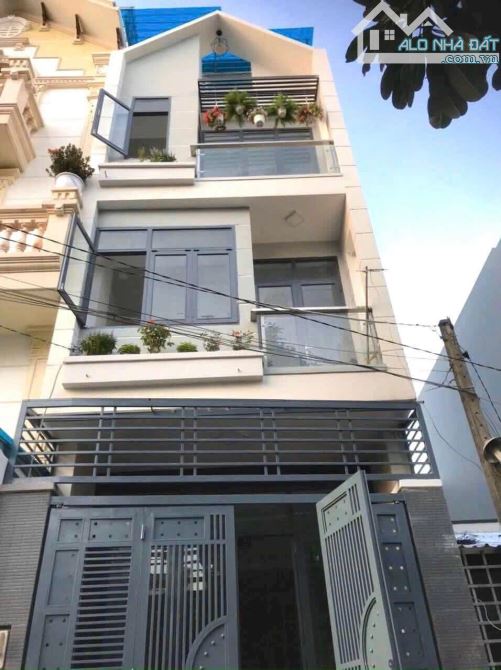 HXH Nguyễn Oanh DT 58.6m2 x 4.2m x 3 tầng. Chỉ 4.75 tỷ