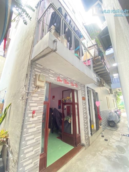 Bán nhà Lũy Bán Bích, Tân Phú, sát Đầm Sen, 2 tầng, chỉ hơn 1 tỷ