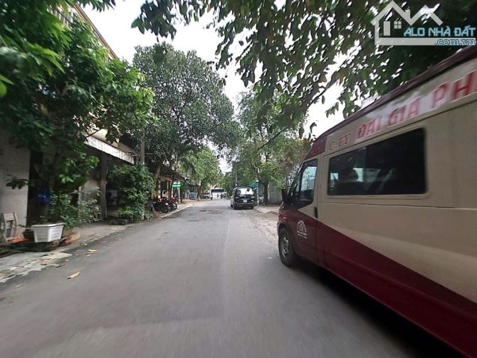 Nhà khu phân lô Tân thới nhất q12 7,5 x19