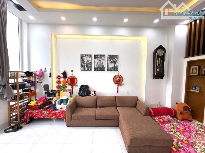 Bán Nhà Trệt Lầu Đường Số 6 KDC Đại Học Y Dược