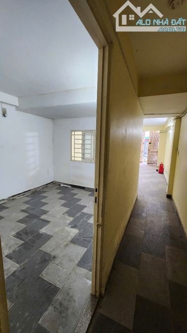 HIẾM!NHÀ 4 TẦNG MẶT TIỀN KD,P.TÂN PHÚ,QUẬN 7,4X15M,9 PN.QUÁ RẺ 10.2 TỶ