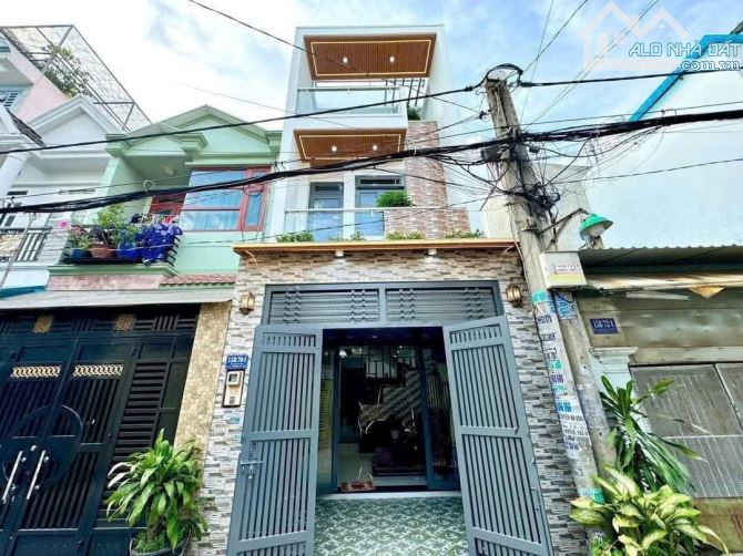 Bán nhà ngay Nhiêu Tứ, Phú Nhuận. Giá: 2 tỷ 612tr/ 68,5m2, sổ riêng