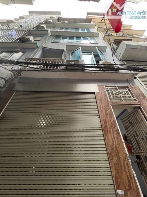 Cần Bán Nhà Phố Mễ Trì Thượng, Ngõ 3 Gác Thông Thoáng, Mặt Tiền Rộng,Giá 10.6 Tỷ