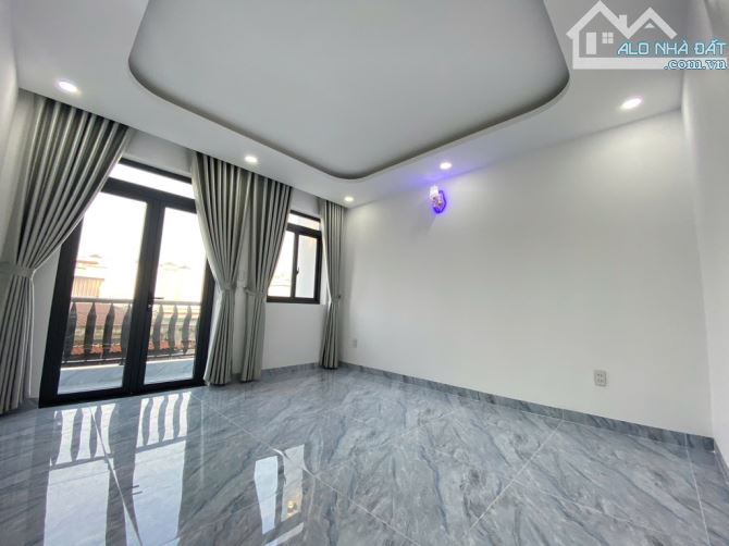 Bán nhà HXT Hương Lộ 2, BTĐông, Bình Tân, DT 84m2 - 4 × 21 - 5 tầng,  Giá 8.48 tỷ TL.