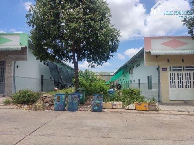 Lô duy nhất với dt 10x50m giá chỉ 400tr ngay Chơn Thành Bình Phước