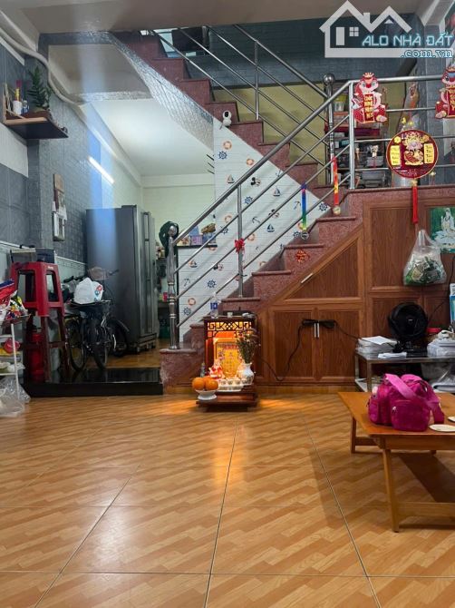 Bán nhà Tây Thạnh - 2 Tầng BTCT - Sát Mặt Tiền - 40M2 - Nở Hậu - Giá Nhỉnh 4 Tỷ