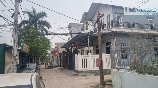 84m phú nghĩa cách quốc lộ 6 chỉ 300m ô tô đỗ cửa giá chỉ 3,4tỷ