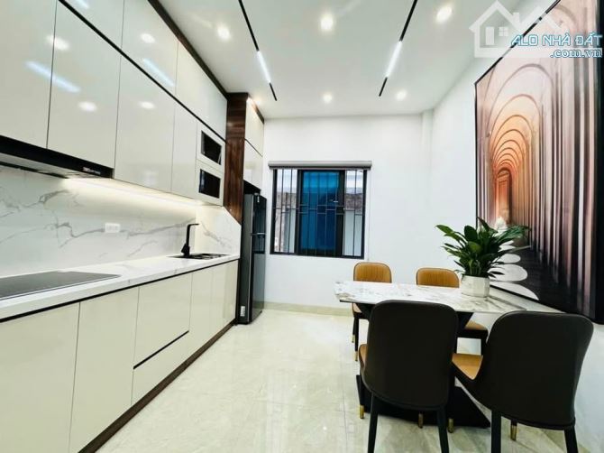 Bán nhà Thuỵ Phương – View Đông Nam thoáng mát - Lô góc - 38m2 - 5 tỷ