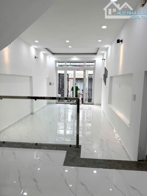 NHÀ LÊ VĂN THỌ P14 GÒ VẤP 64M2 4 TẦNG GIÁ 5,8 TỶ GẦN THCS NGUYỄN DU
