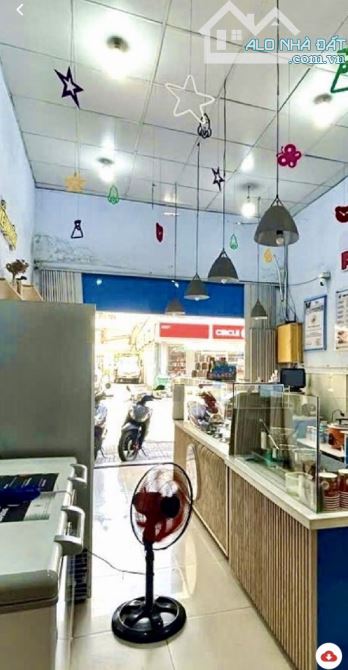 MẶT TIỀN KINH DOANH ĐỈNH VƯỜN LÀI TÂN PHÚ 60M2 NGANG 4.1