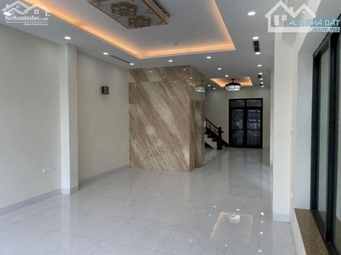 Chỉ 55 Tỷ - Bán Nhà Mặt Phố Xuân La,Tây Hồ - Lô Góc - 2 Mặt Tiền - 126M2 - 6 Tầng - TM