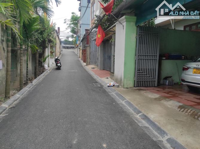 DU NGOẠI - MAI LÂM, DIỆN TÍCH RỘNG, GIÁ HẠT RẺ, ÔTÔ VÀO NHÀ , DÒNG TIỀN ,174M,MT 5,2M