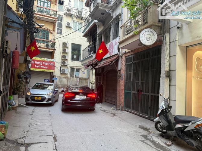 Bán Nhà Đông Quan Cầu Giấy-Mặt Phố Kinh Doanh Oto Tránh 2 Thoáng-55m 5 Tầng Mt 5m Giá 17,4