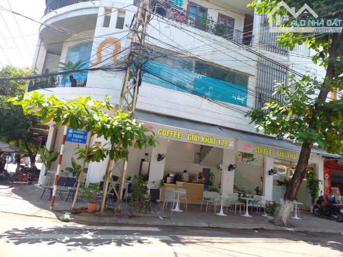 CHO THUÊ NHÀ GÓC TRUNG TÂM TP QUY NHƠN – VỊ TRÍ VIP KINH DOANH ĐỈNH CAO