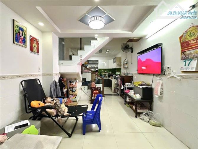 GIẢM GIÁ SÂU - HẺM XE HƠI NHÀ MỚI LÝ CHÍNH THẮNG QUẬN 3 7TY500