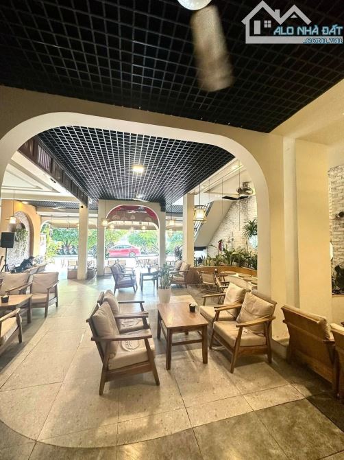 HIẾM CÓ! BÁN NHÀ PHỐ NGUYỄN KHÁNH TOÀN - 131M² x 8T THANG MÁY - LÔ GÓC - KINH DOANH- 69 TỶ