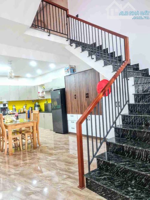 Nhà đẹp 3 tầng 3 mê đường 7m5 Lề 4m YÊN KHÊ 3, Ngay Lý Thái Tông, gần Biển Đà Nẵng 8,39 tỷ