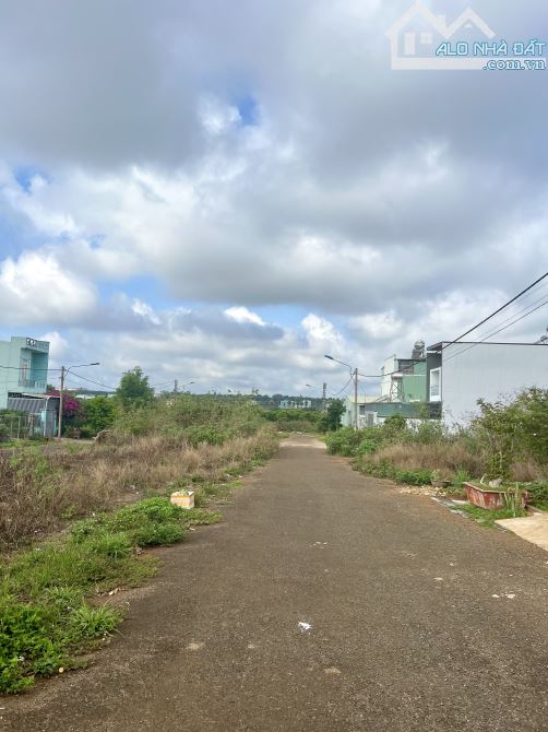 Còn sót lô mt Lê Đức Thọ, gần bv Nhi tỉnh Gia Lai