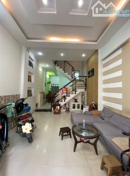 Khu VIP Bàu Cát -  4x12  3 Tầng - đường 3m thông - Tặng Full nội thất - Chỉ hơn 5T