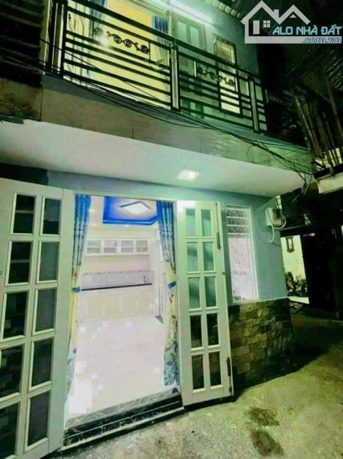 Bán nhà Huỳnh Văn Chính, gần Âu Cơ, Tân Phú, 2 tầng mới đẹp, 2PN, chỉ hơn 1 tỷ