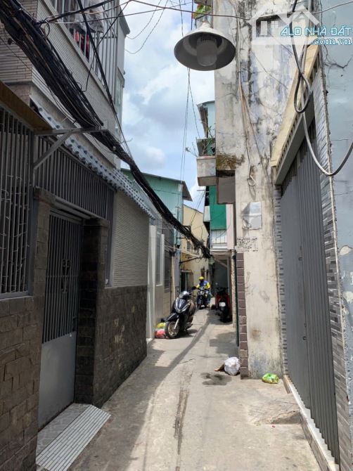 NHÀ BÌNH THẠNH - 39M2 - NGANG 6M - LÔ GÓC - NỞ HẬU - TRỆT/1LẦU- HẺM BA GÁC - GẦN CẦU BÔNG