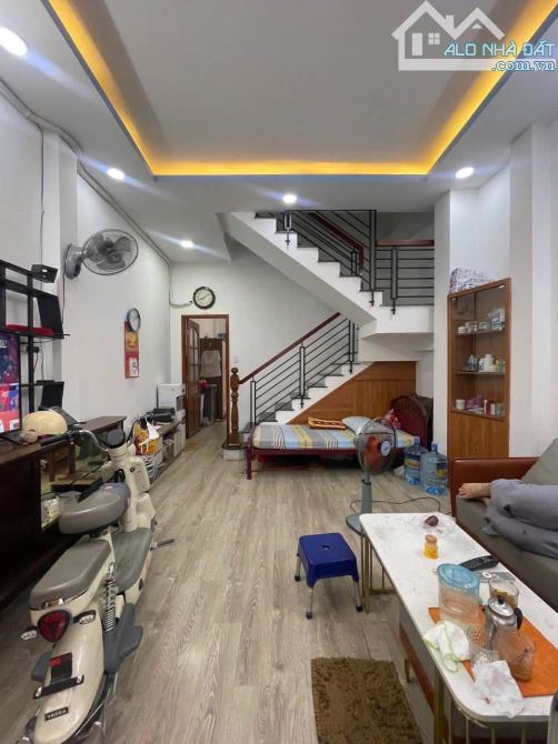 NHÀ ĐẸP MỚI - Nguyễn Thị Thập Q7 Ngang 5m - 3PN - 3 Tầng - 46m2 - 3T6