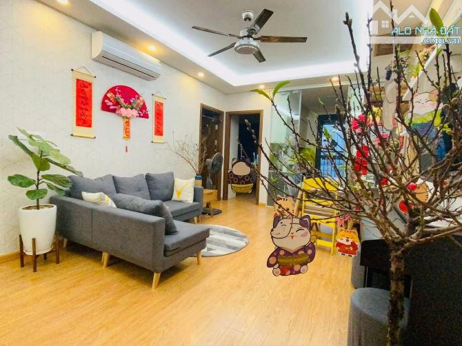 Cho thuê căn hộ chung cư Gelexia 885 Tam Trinh, Hoàng Mai 70m2 2pn full 9tr