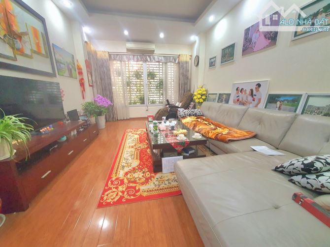 PHÂN LÔ CÁN BỘ LÊ VĂN THIÊM, 60M2, 5 TẦNG, MẶT TIỀN 4.2M, GIÁ 17.8 TỶ, Ô TÔ VÀO NHÀ, Ở, KD