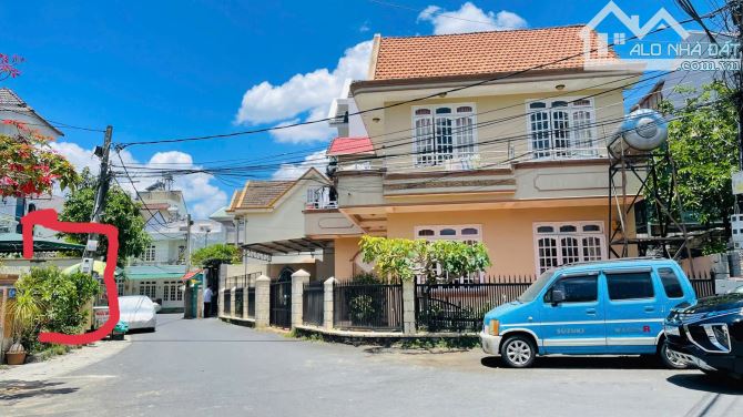 ✨🏡✨ Cần bán Villa/ Biệt Thự Nhà Hẻm Xe Tải (7m), đường Yersin, P.10, Đà Lạt. Siêu thị Go