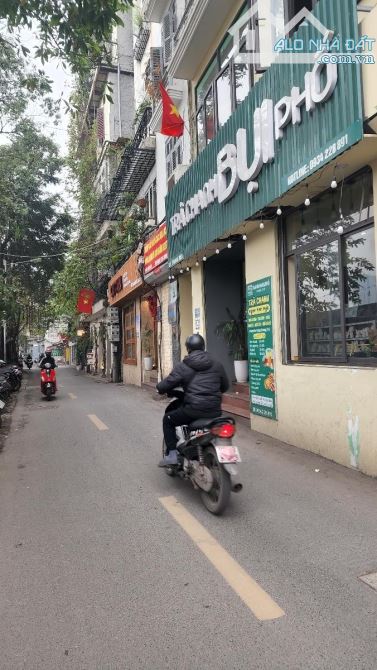 BÁN NHÀ SIÊU PHẨM -VIU HỒ-LÔ GÓC MAI ANH TUẤN  QUẬN ĐỐNG ĐA DT33 7 12 28TỈ