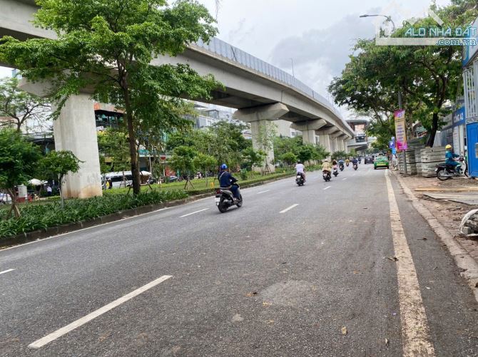 BÁN NHÀ MẶT PHỐ - HOÀNG CẦU QUẬN ĐỐNG ĐA DT50 5 4.8 28.5TỈ