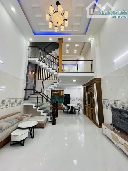🏡 CƠ HỘI SỞ HỮU NHÀ MẶT TIỀN NGUYỄN ĐÌNH CHIỂU, QUẬN 3 - GIÁ CHỈ  8.6 TỶ 🔥