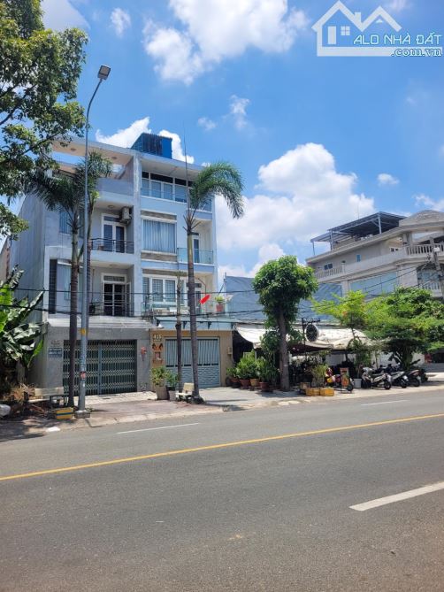 🏡💥❤KHU VIP TÊN LỬA - MẶT TIỀN KINH DOANH 30M - 100M2(5X20M) - 4 TẦNG - SỔ SẠCH ĐẸP - HƠN