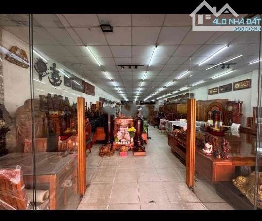 Nhà mặt tiền Bình Long 5x33m trống suốt