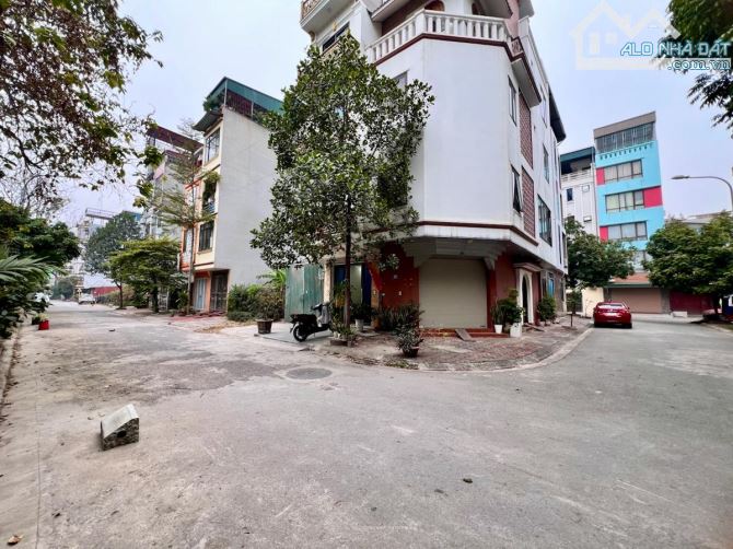 Bán nhà Phú Diễn phân lô ô tô tránh 7 tầng thang máy