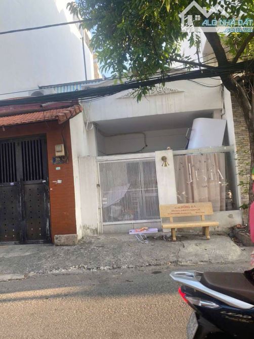Bán nhà mặt tiền Đoàn Kết, phường Tân Thành, quận Tân Phú, dt 4x21m cấp 4 giá 9 tỷ
