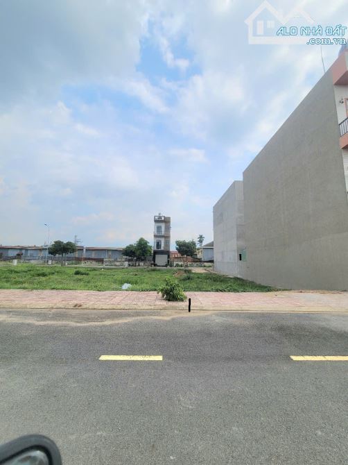 Bán đất 4.5x15m, đường N2 KDC Lê Phong An Phú 1 p. An Phú gần chợ