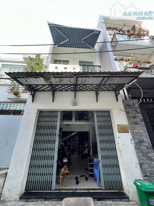 NHÀ ĐẸP GIÁ RẺ,SỔ HỒNG CẦM TAY CÔNG CHỨNG NGAY